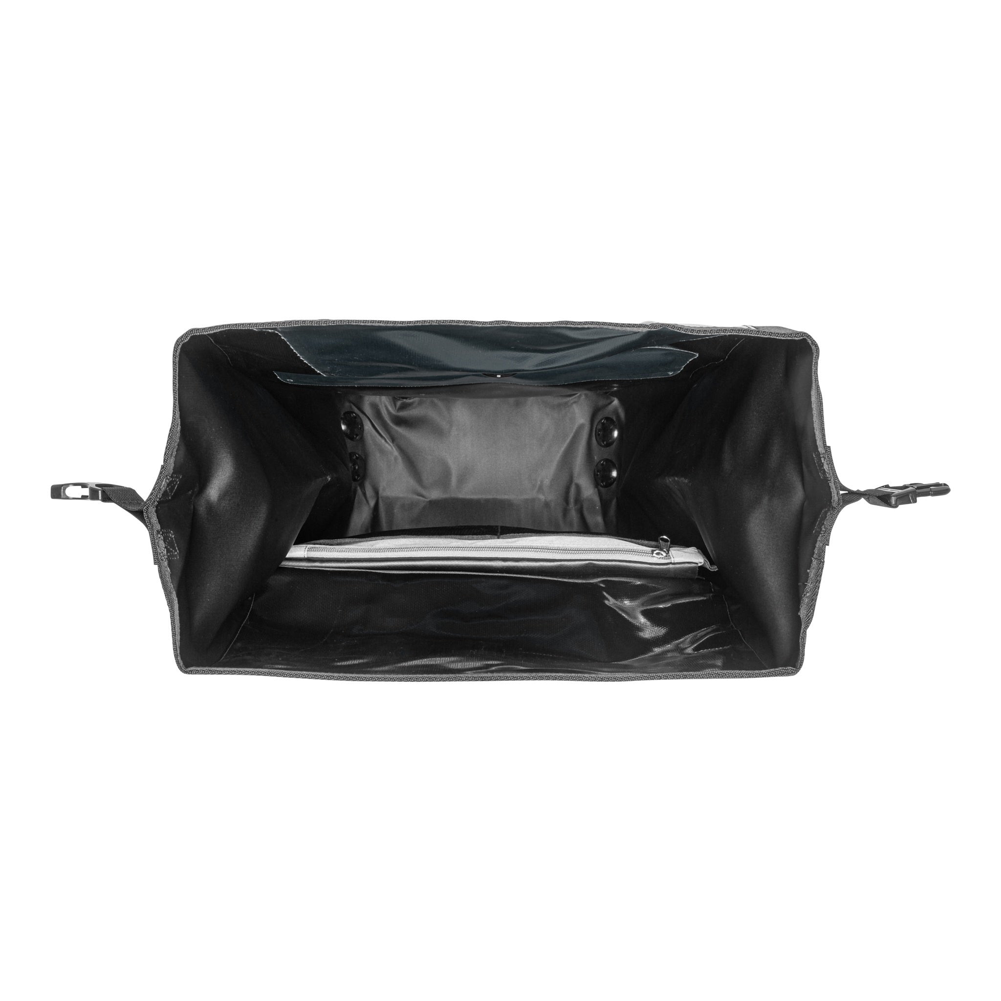 Vista interior del ORTLIEB Back-Roller XL QL2.2 en asphalt - black con gran compartimento principal y bolsillo con cremallera