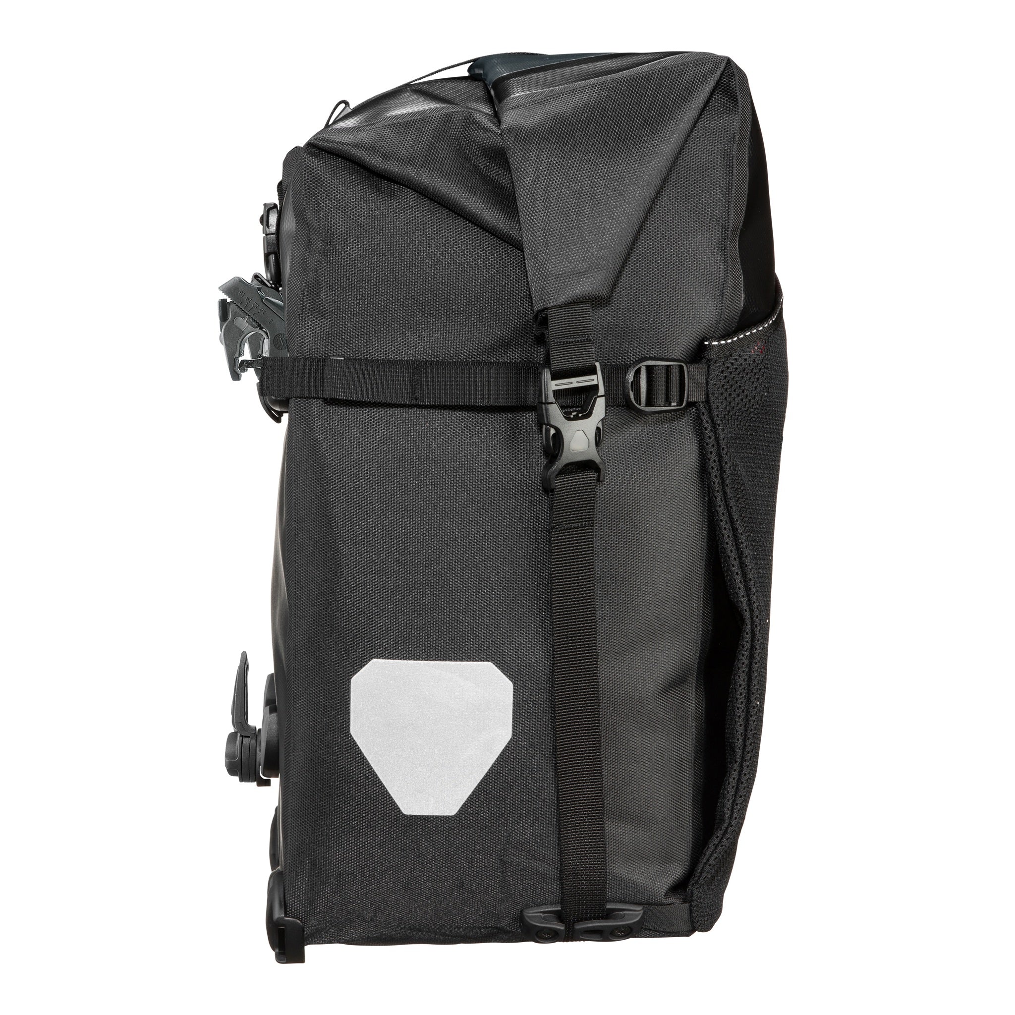Vista lateral del ORTLIEB Back-Roller XL QL2.2 en asphalt - black con elemento reflectante y cierre enrollable