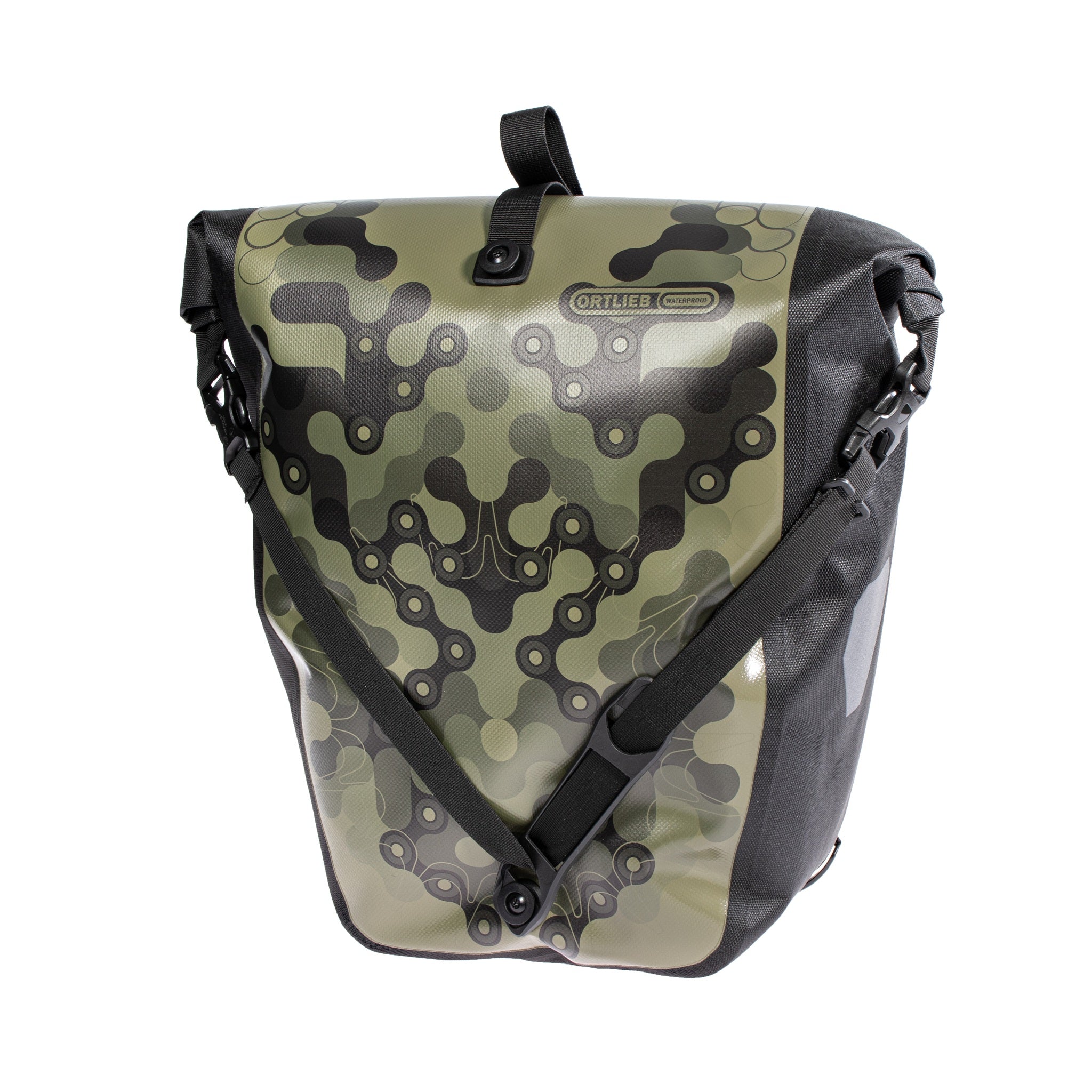 Vista frontal del bolso ORTLIEB Back-Roller Design color camuflaje oliva con patrón de cadena
